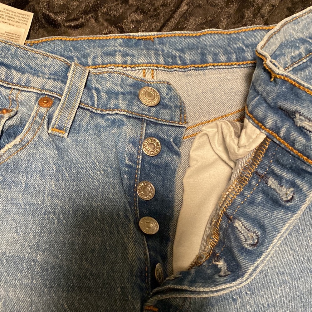 Levi’s 501 - Picture 4 of 7